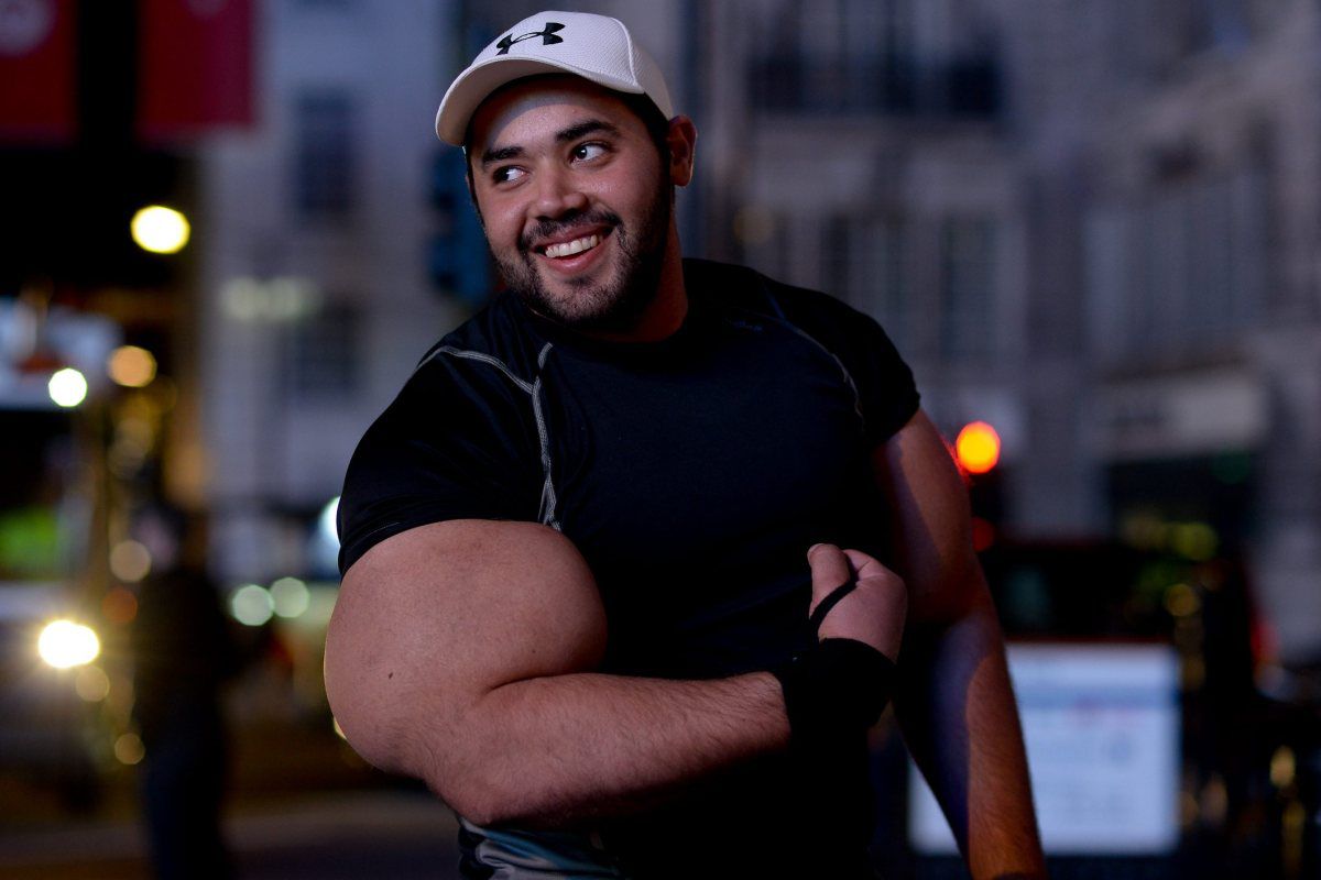 Moustafa Ismail a les plus Gros Biceps au Monde-04 moustafa-ismail-plus-gros-biceps-monde-04