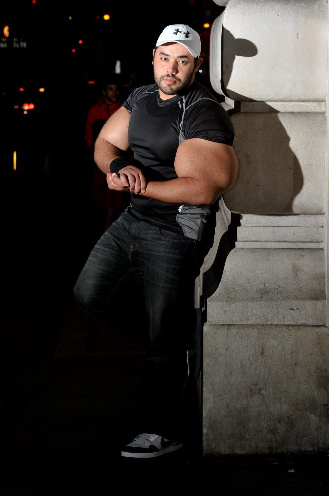 Moustafa Ismail a les plus Gros Biceps au Monde-11 moustafa-ismail-plus-gros-biceps-monde-11