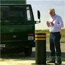 image camion-rentre-poteau