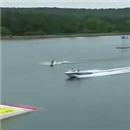 image saut-record-ski-nautique-par-freddy-krueger