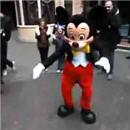 image mickey-breakdance