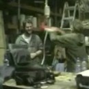 image marteau-vs-extincteur