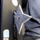 image une-cle-usb-forme-shuriken