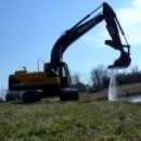 image une-pelleteuse-se-lave