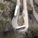 image virage-dangereux-montagne