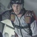 image pub-bud-light-saut-parachute