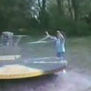 image fille-ejectee-tourniquet