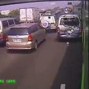 image collision-bus-voitures-taiwan